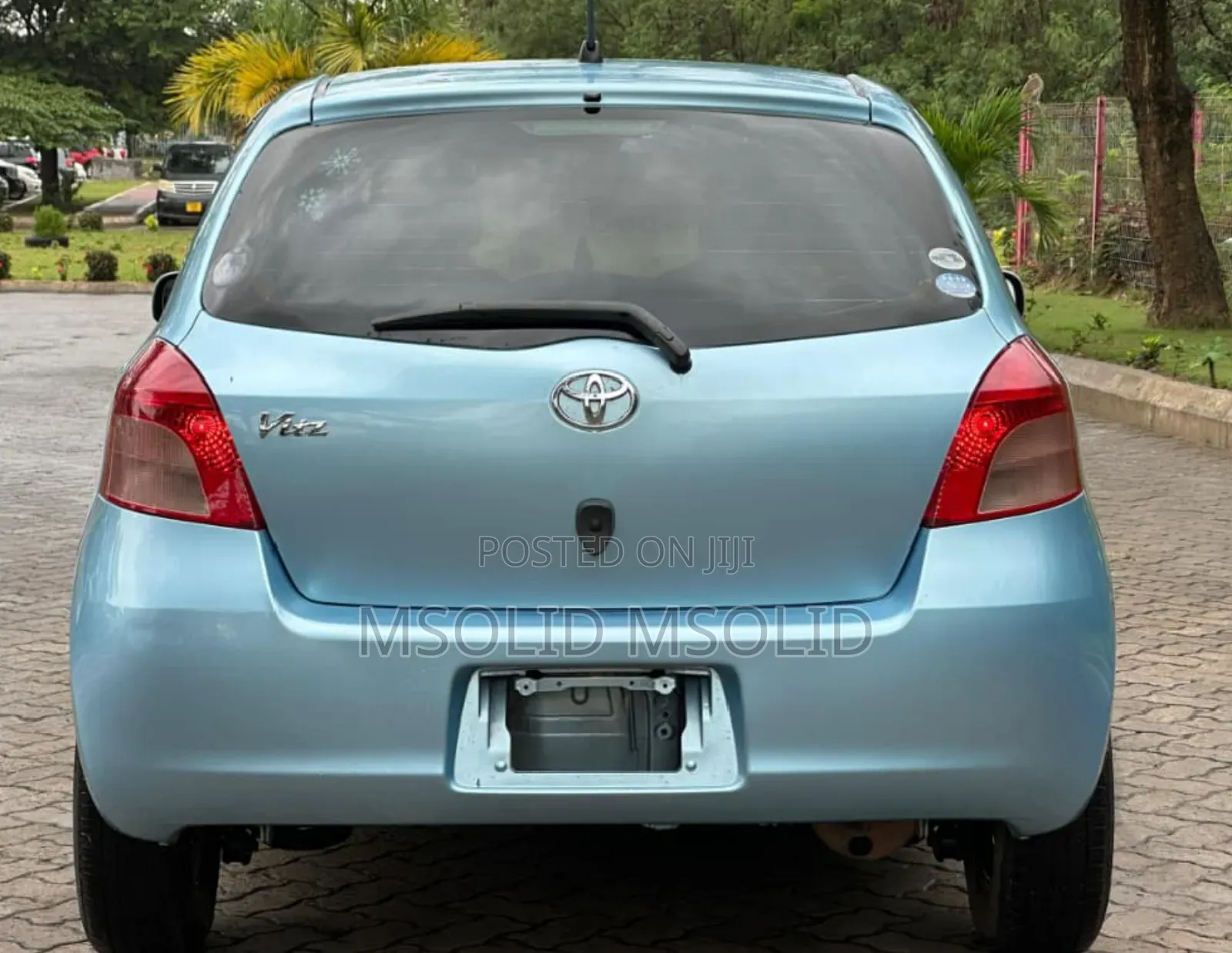 Toyota Vitz 2005 Blue