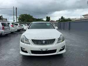 Toyota Crown 2008 White