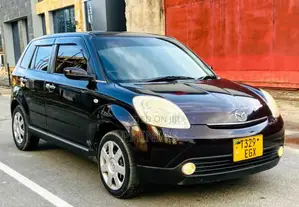 Mazda Verisa 2005 Black