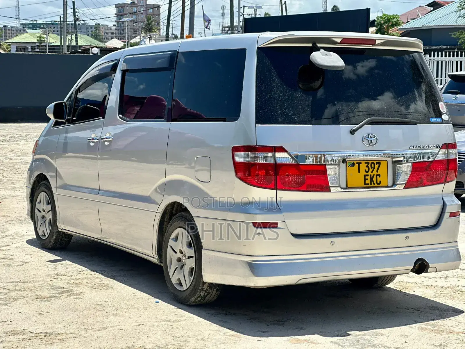 Toyota Alphard 2005 Silver