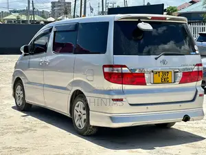 Toyota Alphard 2005 Silver