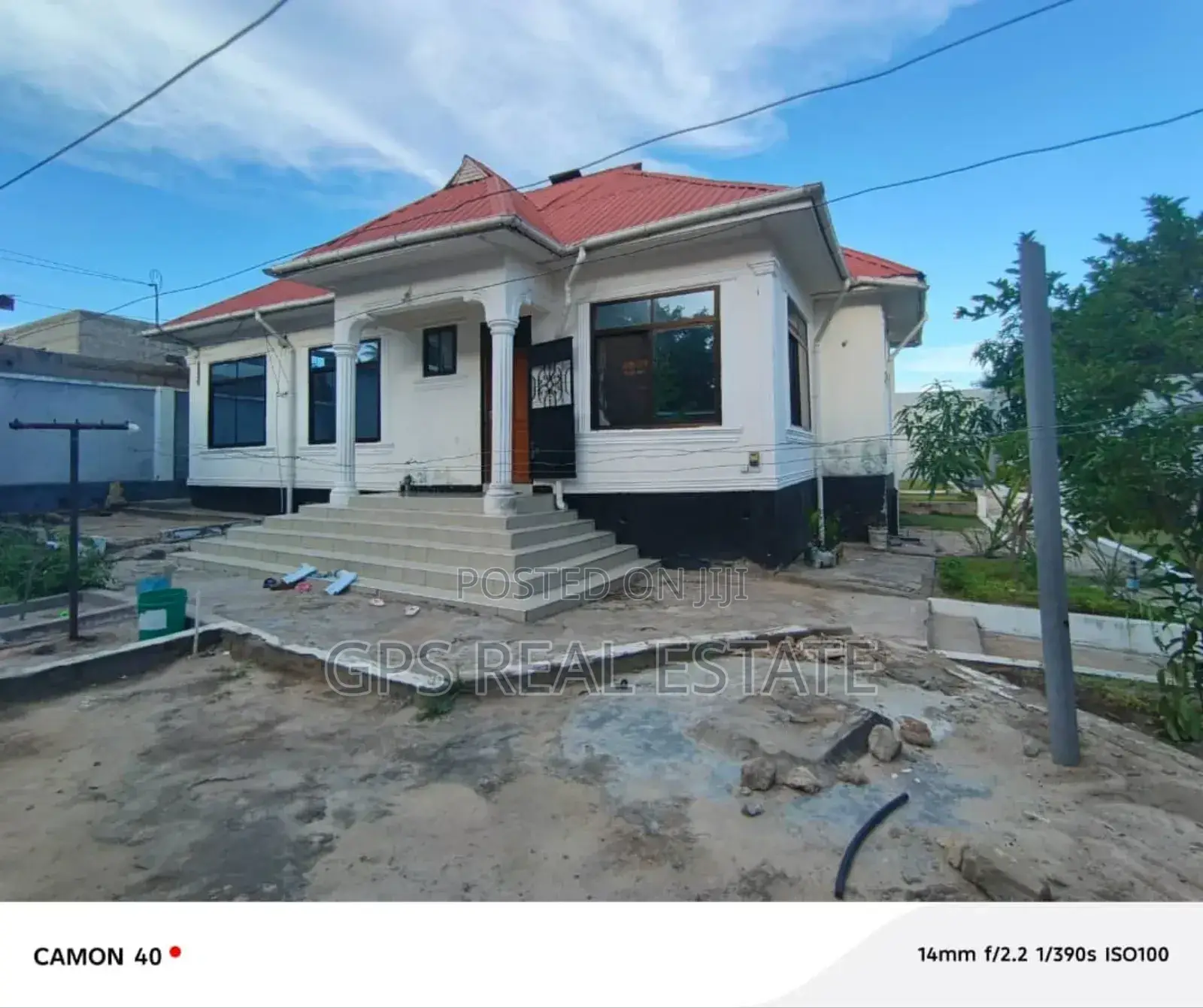 4bdrm House in Mbande Tambani, Temeke for sale