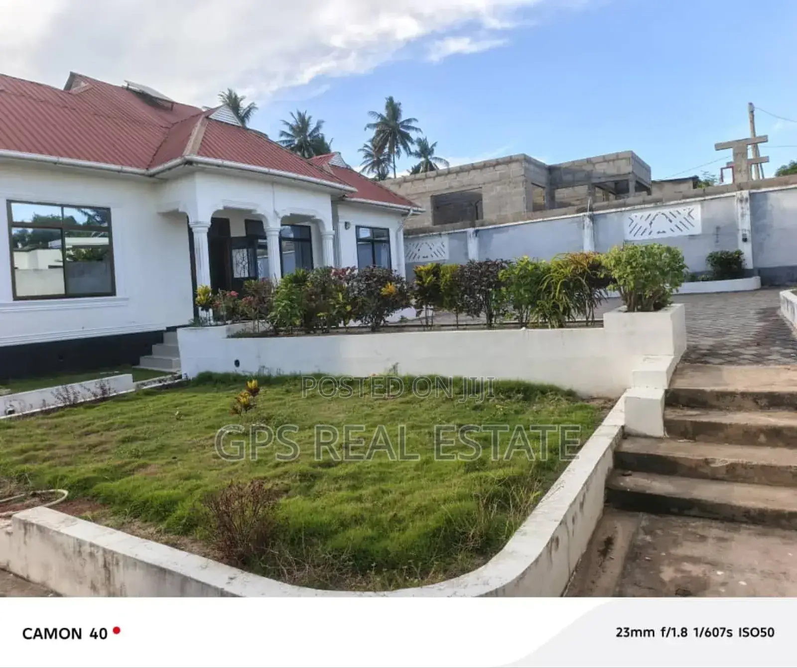 4bdrm House in Mbande Tambani, Temeke for sale