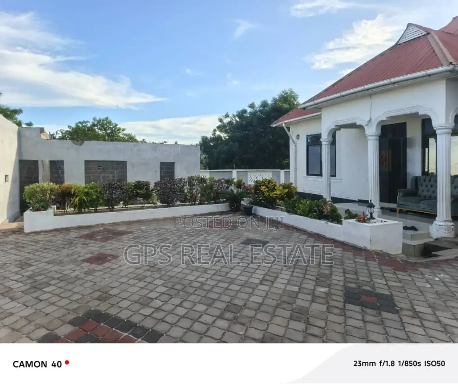 4bdrm House in Mbande Tambani, Temeke for sale