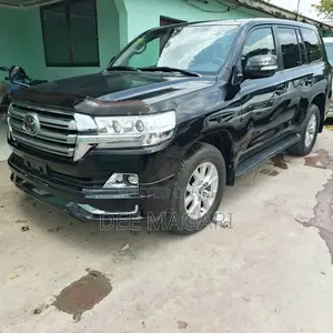 Toyota Land Cruiser 2018 Black