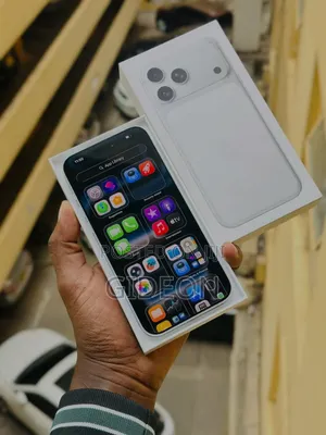 New Apple iPhone 17 Pro Max 256 GB White