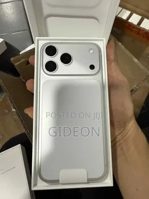 New Apple iPhone 17 Pro Max 256 GB White