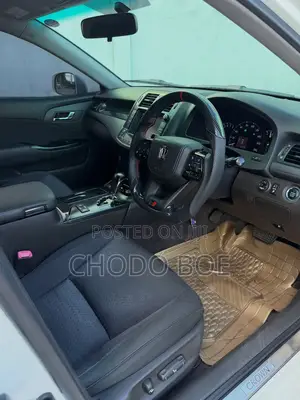 Toyota Crown 2009 Pearl