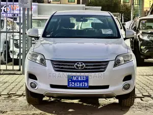Toyota Vanguard 2009 White
