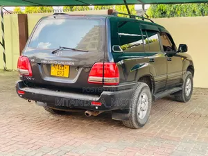 Toyota Land Cruiser HDJ 100 2003 Black