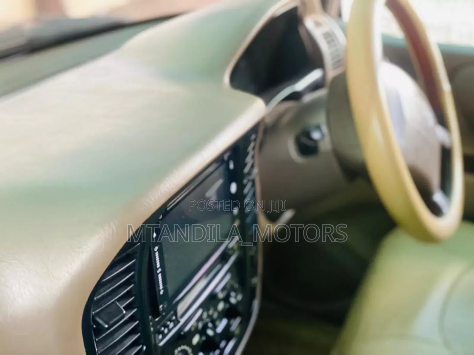 Toyota Land Cruiser HDJ 100 2003 Black