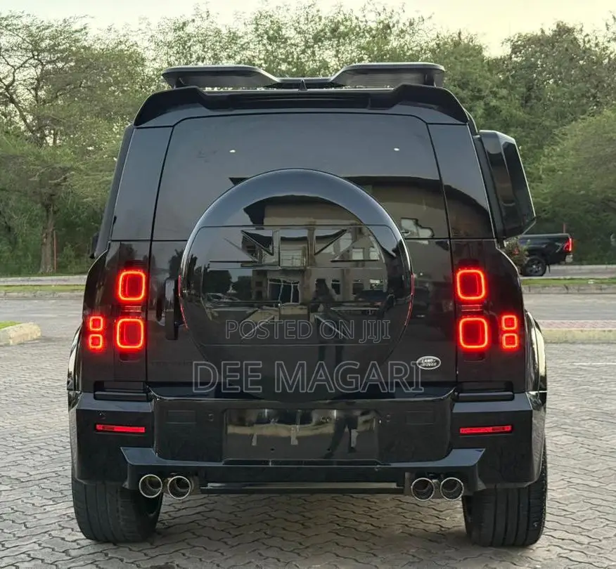 Land Rover Defender 75th Edition 2023 Black