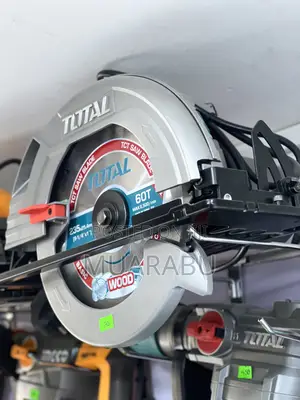 Total Circular Saw 9” 2200w