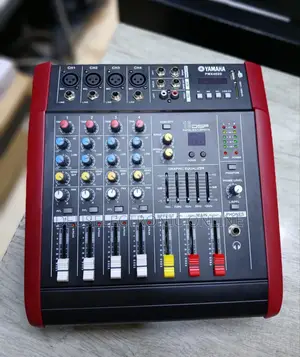 Yamaha PMX 402d 4 Channels /