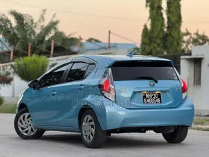 Toyota Aqua 2016 Blue