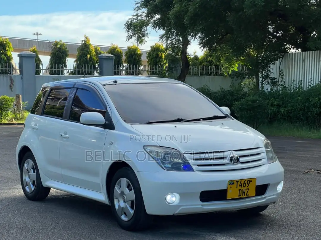 Toyota IST 2006 White