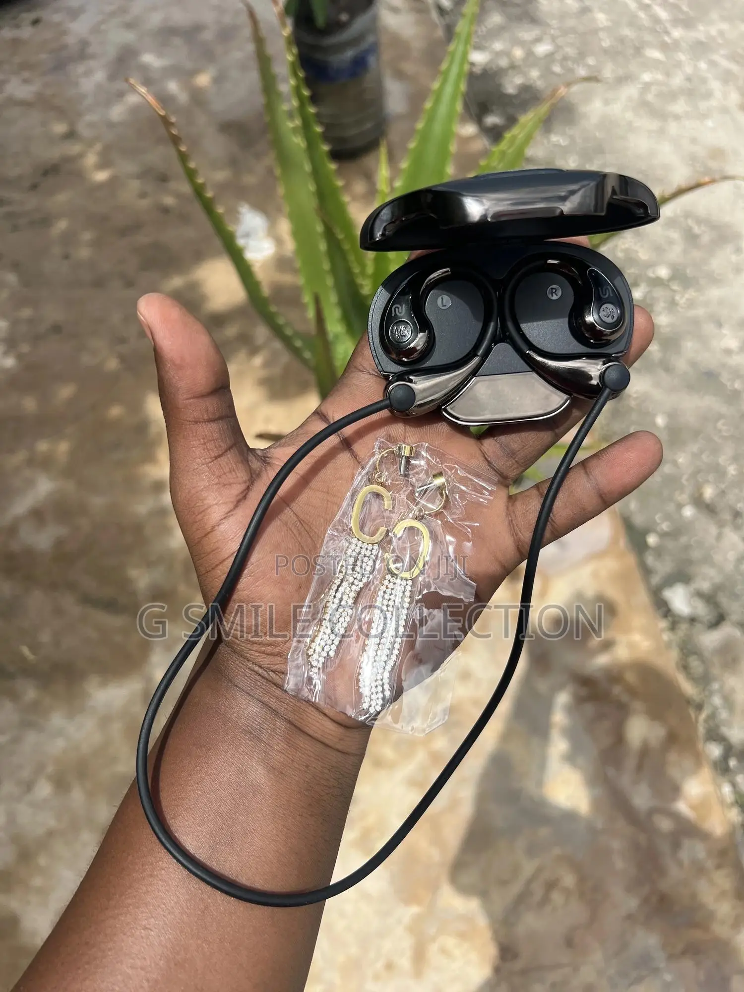 Porodo Soundtec Bella Open-Ear Wireless Earbuds