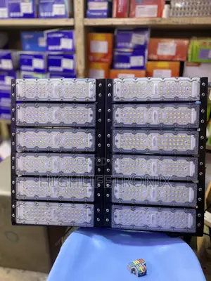 Taa Za Uwanja(Industrial Flood Light) 600watts