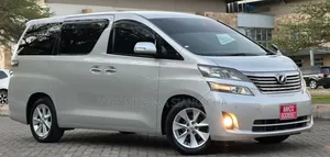 Toyota Vellfire 2009 Silver