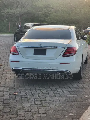Mercedes-Benz E220 2016 White
