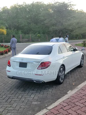 Mercedes-Benz E220 2016 White