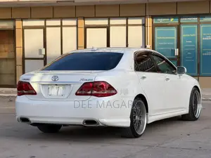 Toyota Crown 2008 White