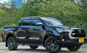 Toyota Hilux 2022 Black