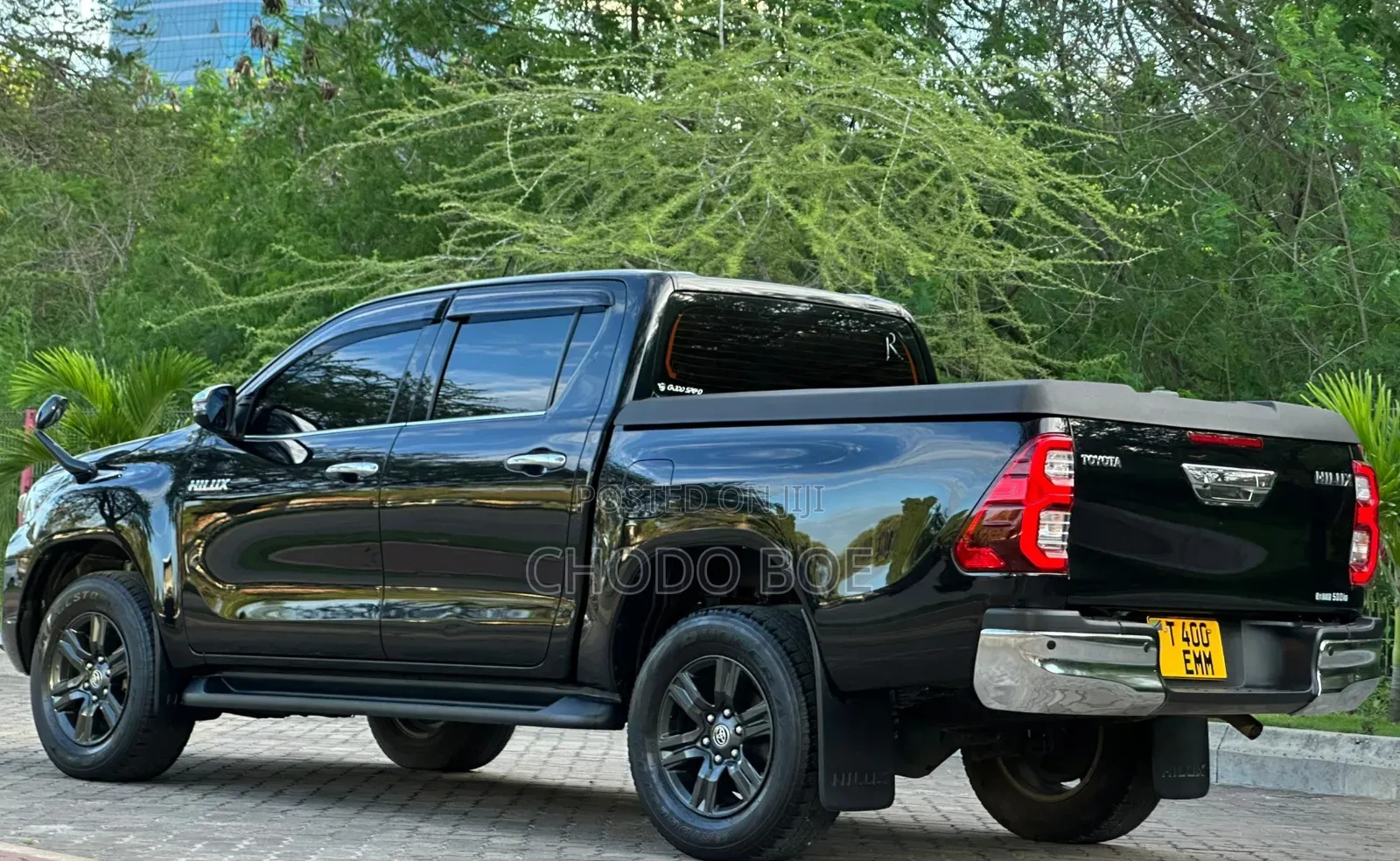 Toyota Hilux 2022 Black