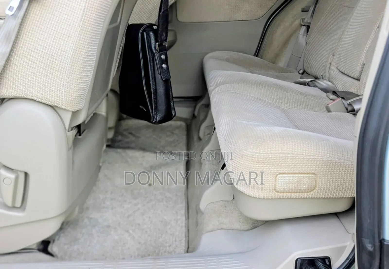 Toyota Raum 2005 Silver