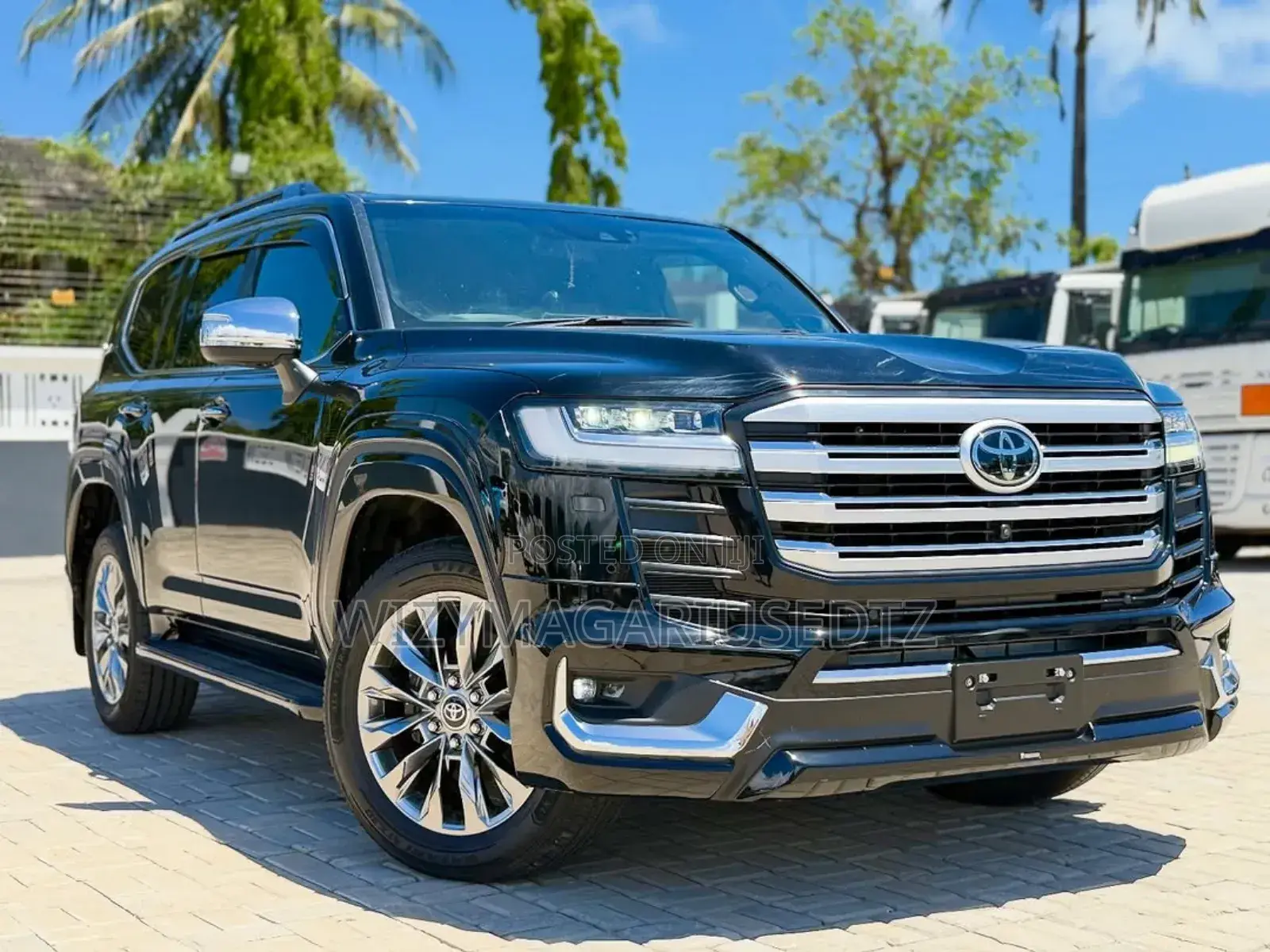 Toyota Land Cruiser 2025 Matt Black