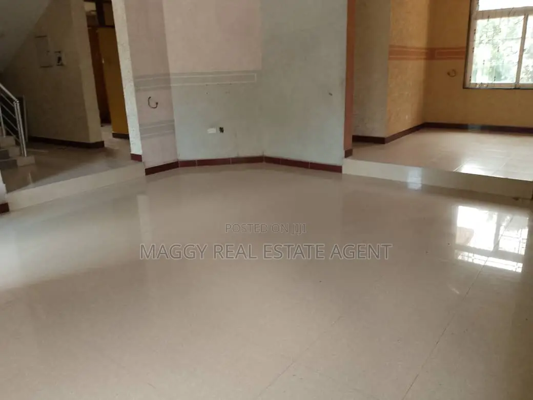 5bdrm House in Bunju Beach for rent