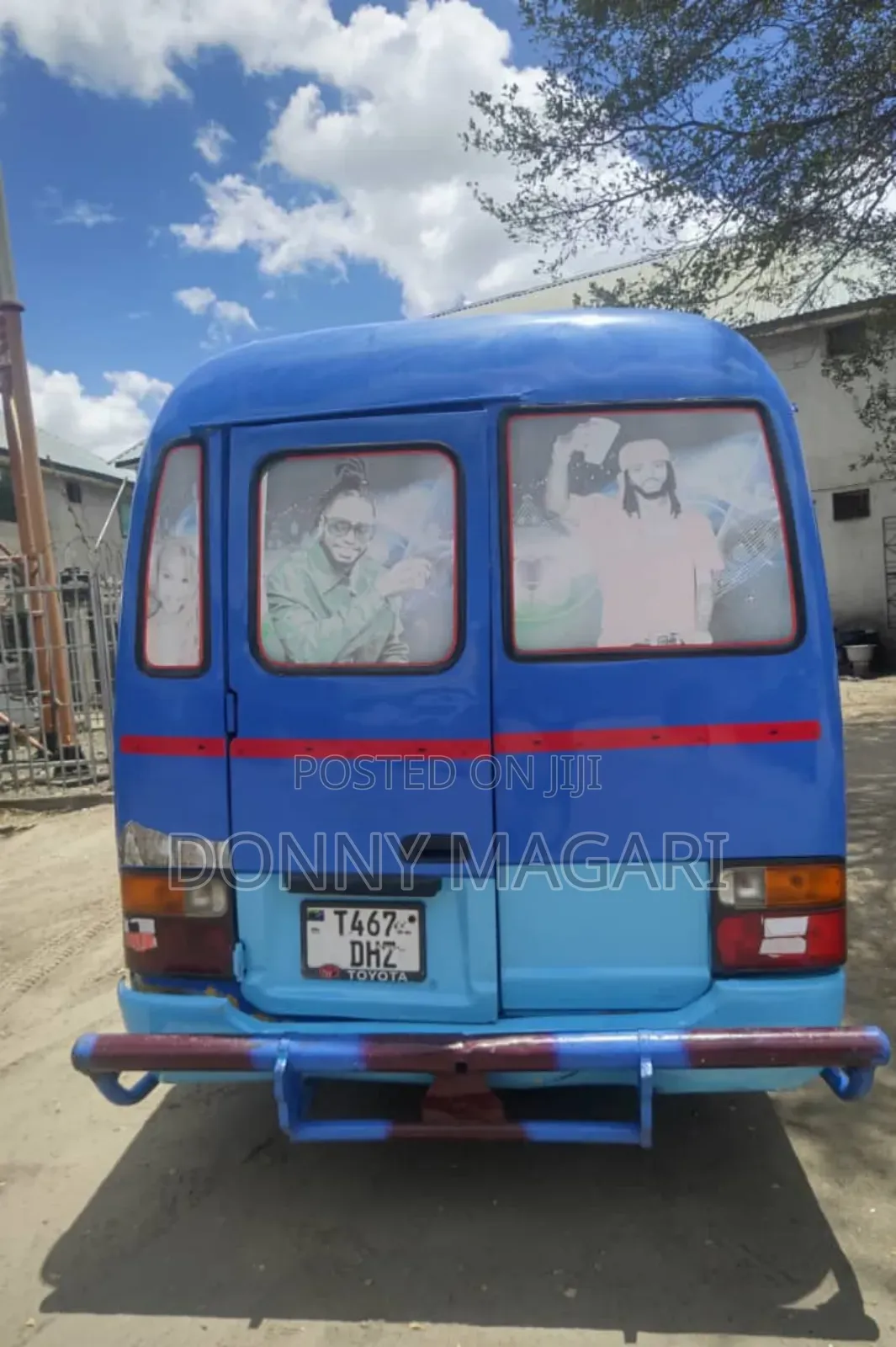 Toyota Coaster 2010 Blue