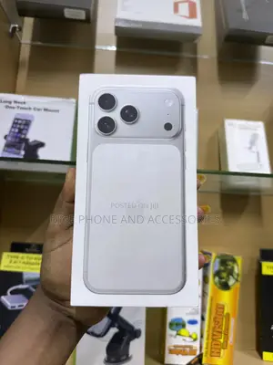 New Apple iPhone 17 Pro Max 256 GB Silver