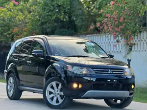Mitsubishi Outlander 2012 Black