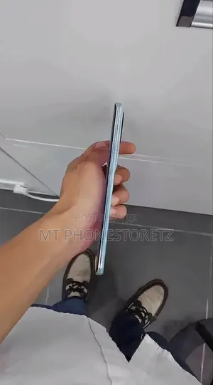 New Vivo V30 5G 256 GB