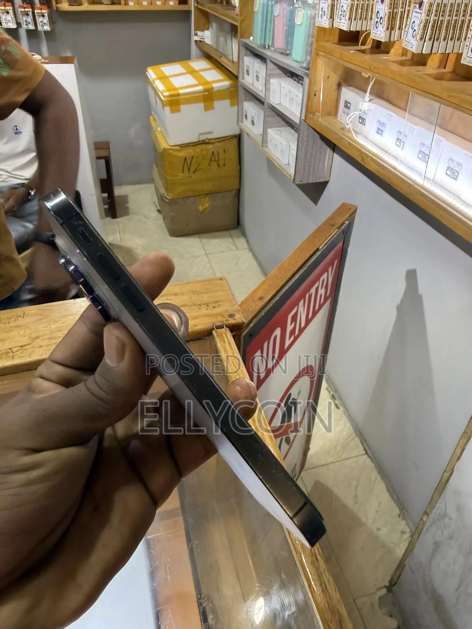 Apple iPhone XR 64 GB Gray