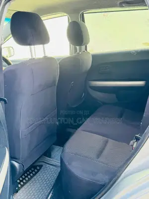 Toyota IST 2005 Silver