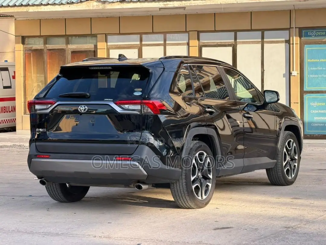 Toyota RAV4 Adventure AWD 2020 Black