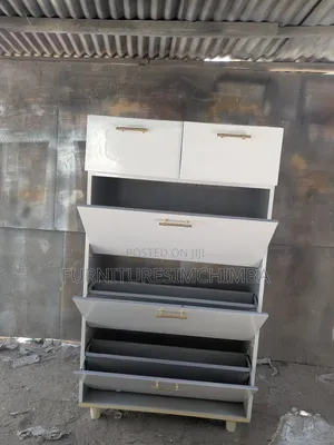 Luxury Shoe Rack