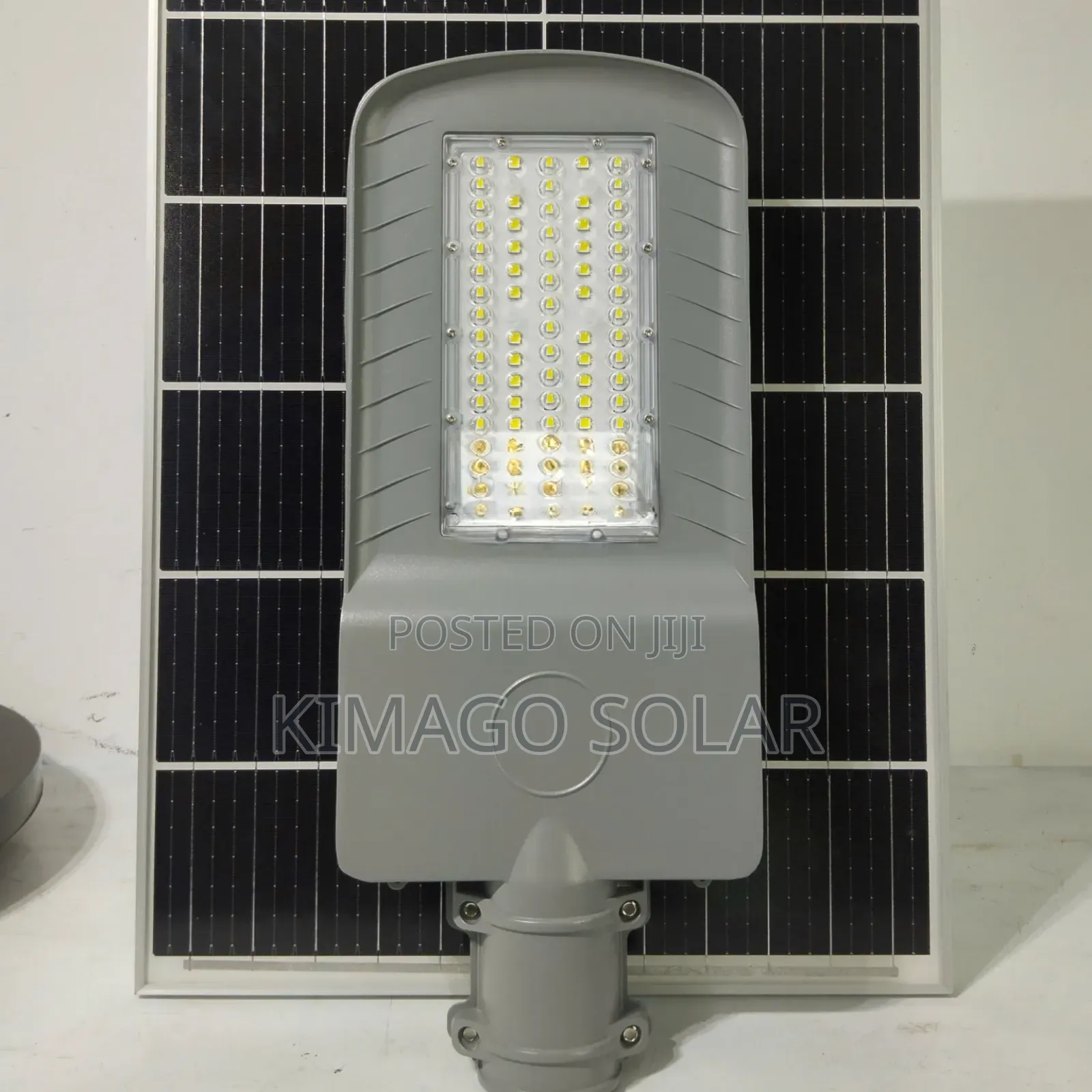 Taa Ya Solar 600w Floodlight Design Yenye Betri Imara Na Sensor
