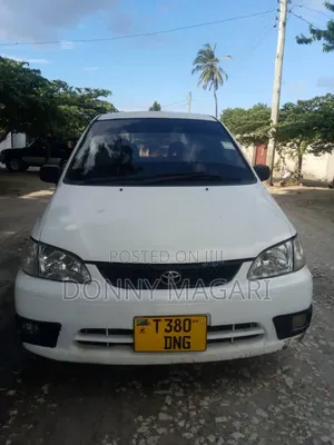 Toyota Corolla Spacio 2002 White