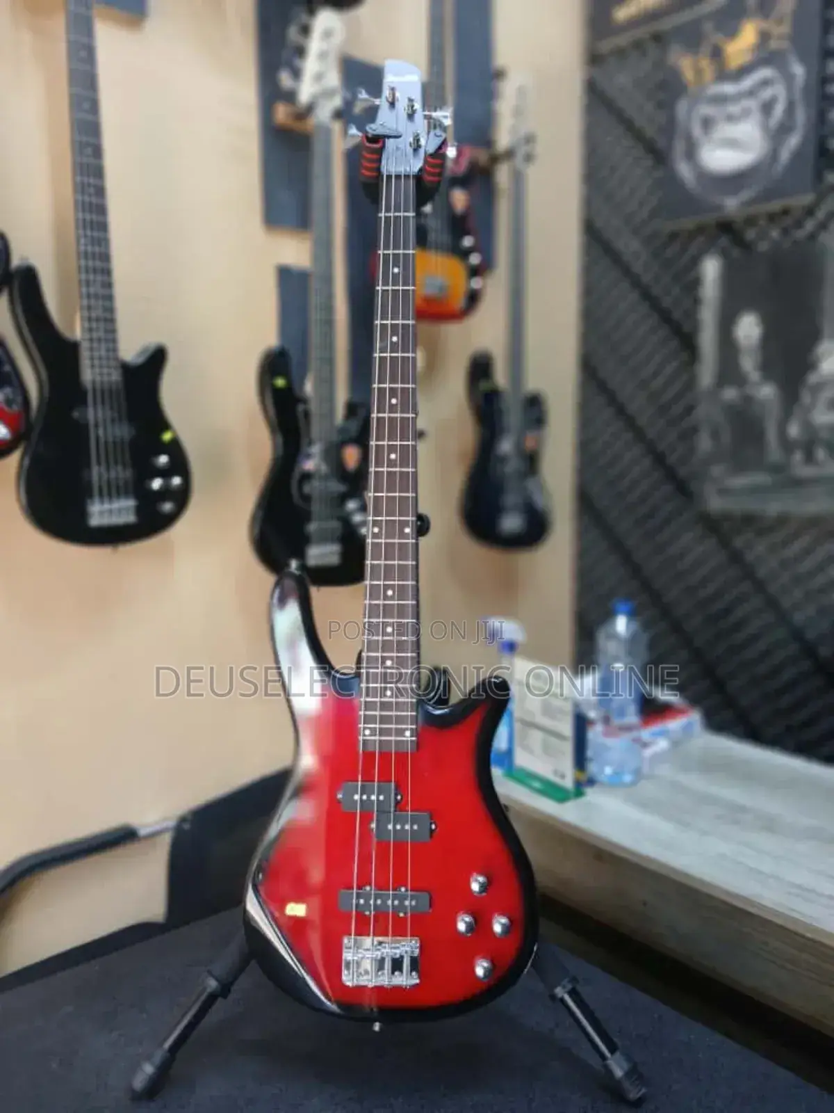 Ibanez 4 Strings Bass Guitar