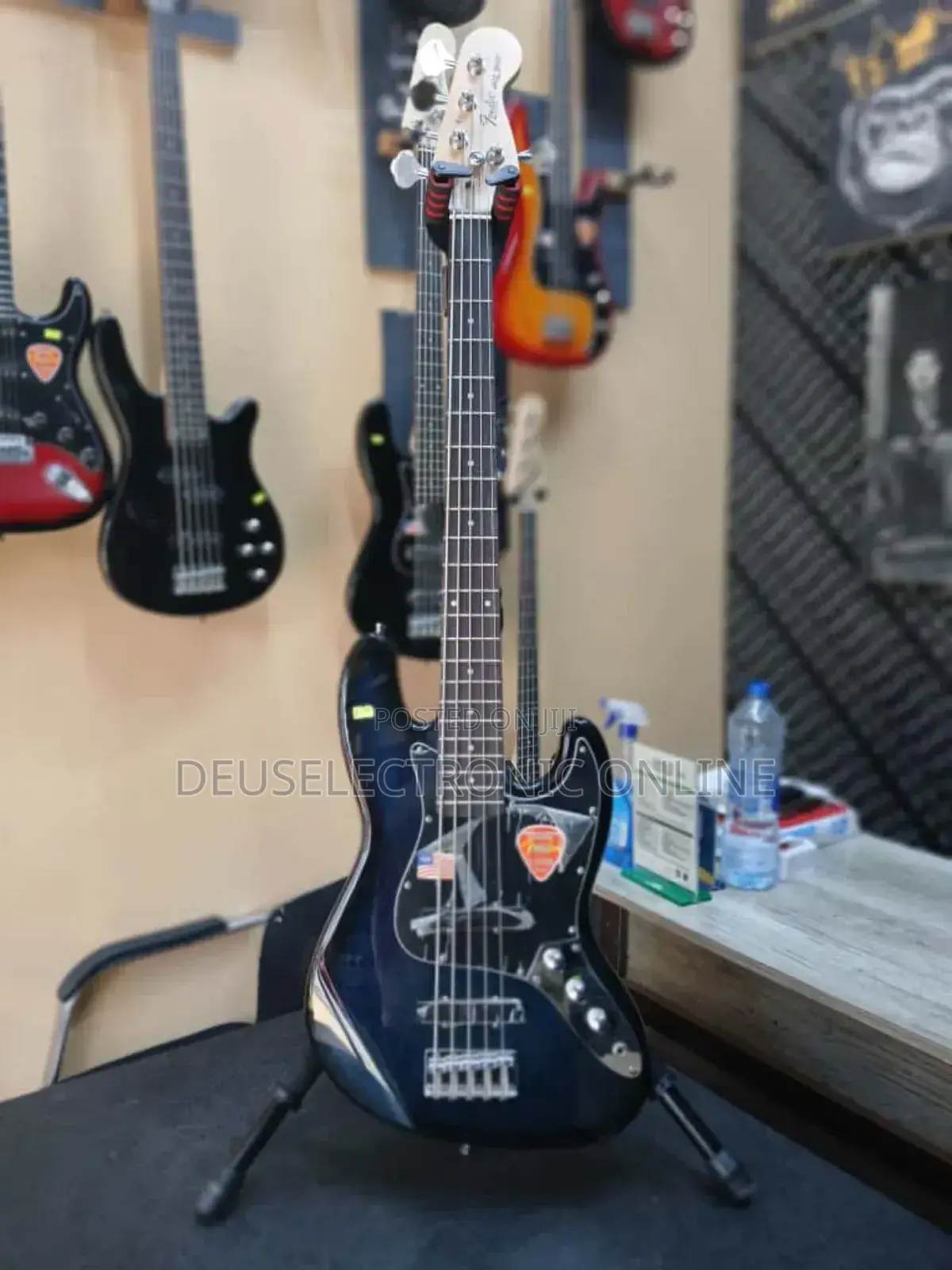 Fender 5 Strings Bass Guitar