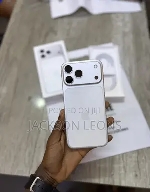 New Apple iPhone 17 Pro Max 256 GB Silver