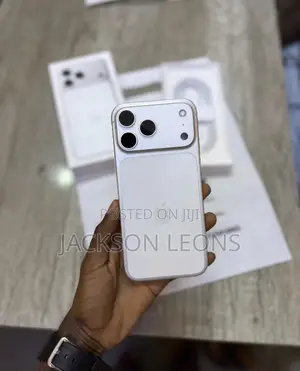 New Apple iPhone 17 Pro Max 256 GB Silver