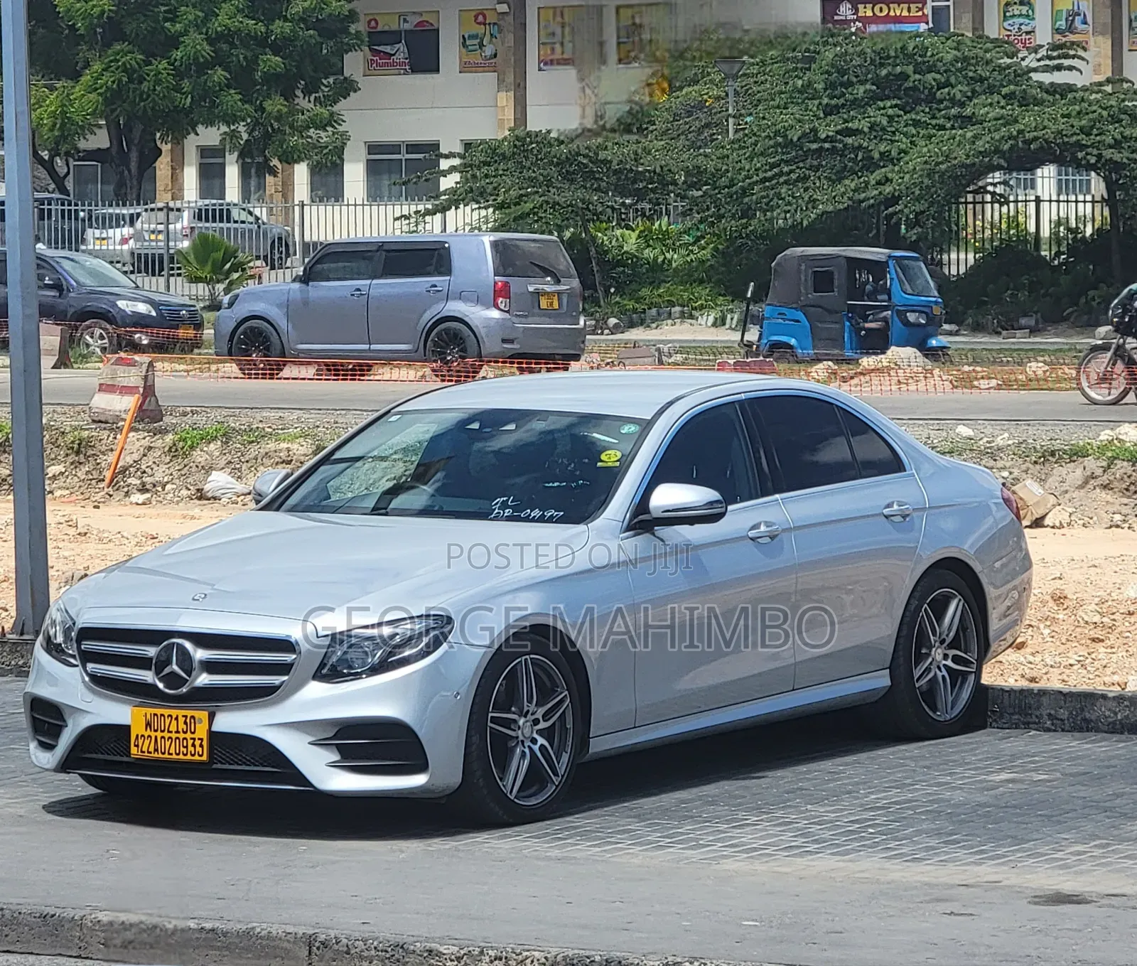 Mercedes-Benz E220 2016 Silver