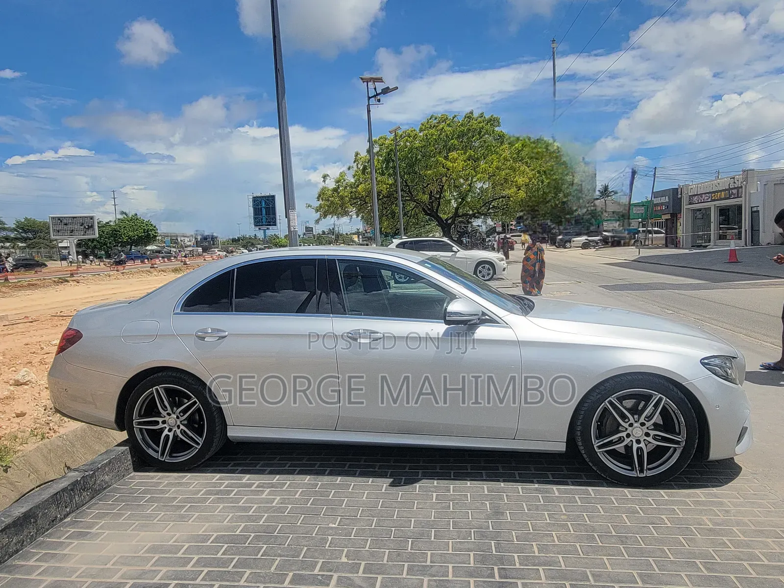 Mercedes-Benz E220 2016 Silver