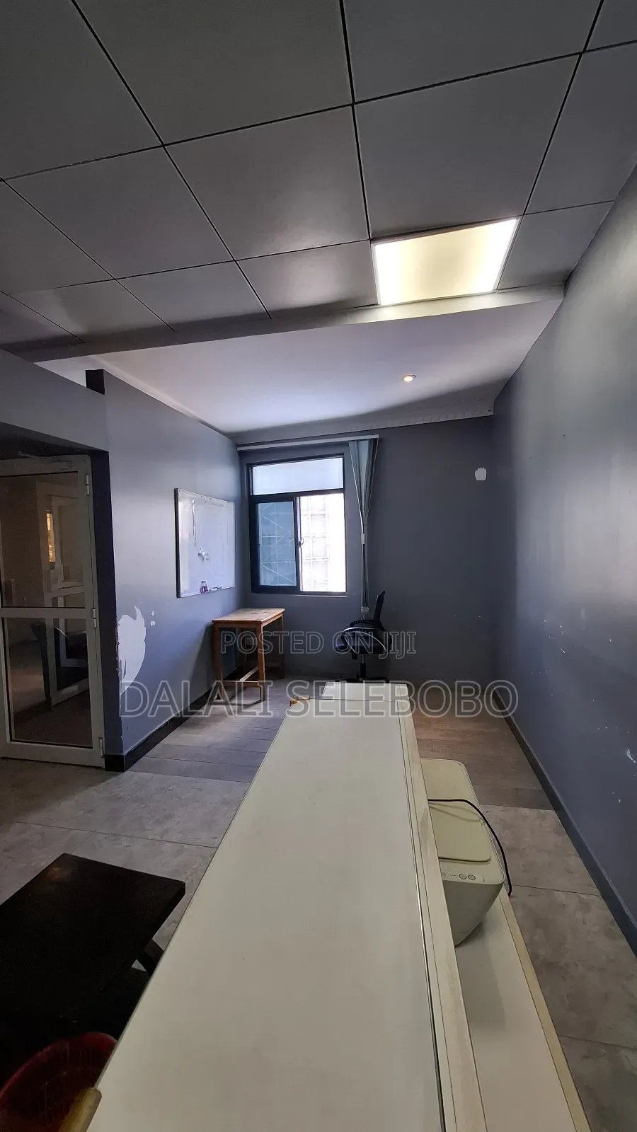 Privatte Office at Mliman Cty Area
