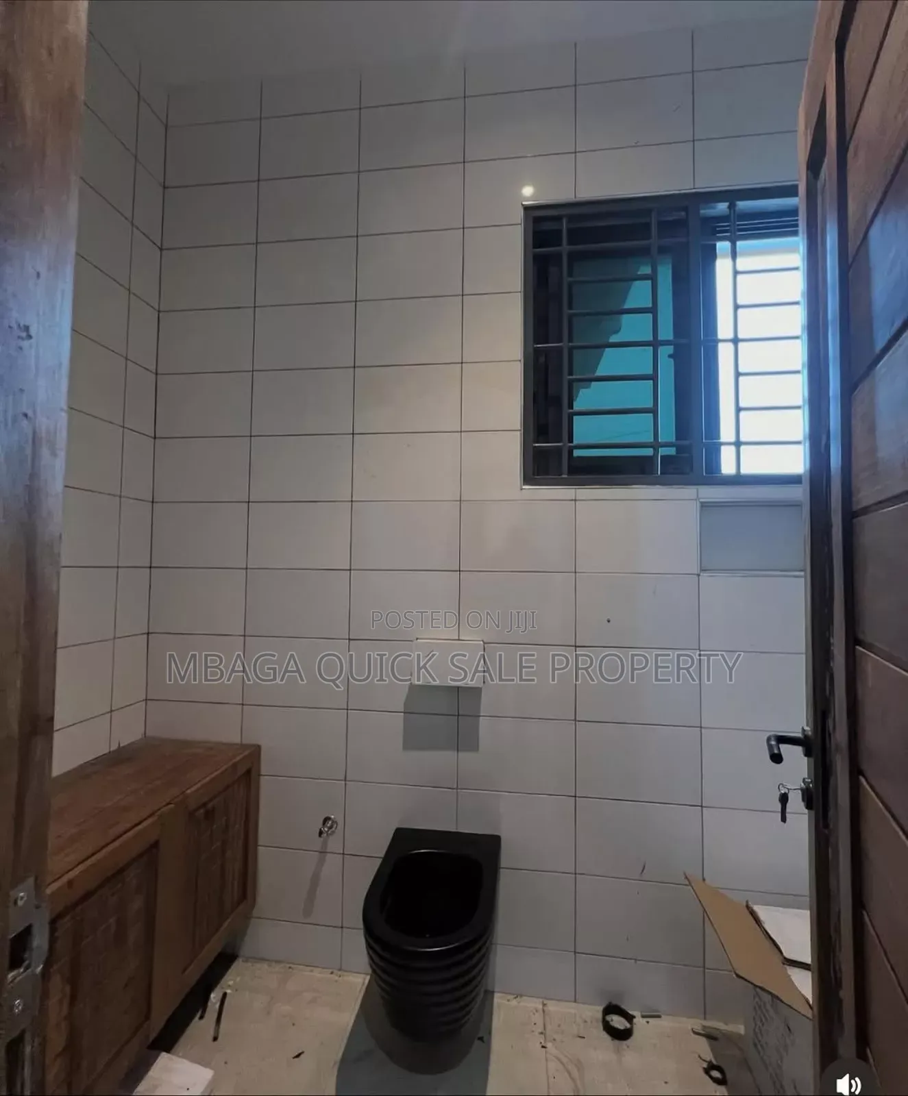5bdrm House in Goba for sale
