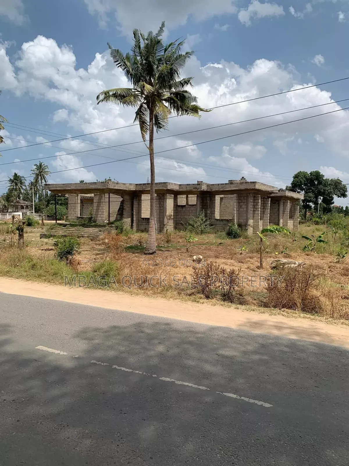 Plot Area SQM 1995 for Sale at Tegeta Nyuki